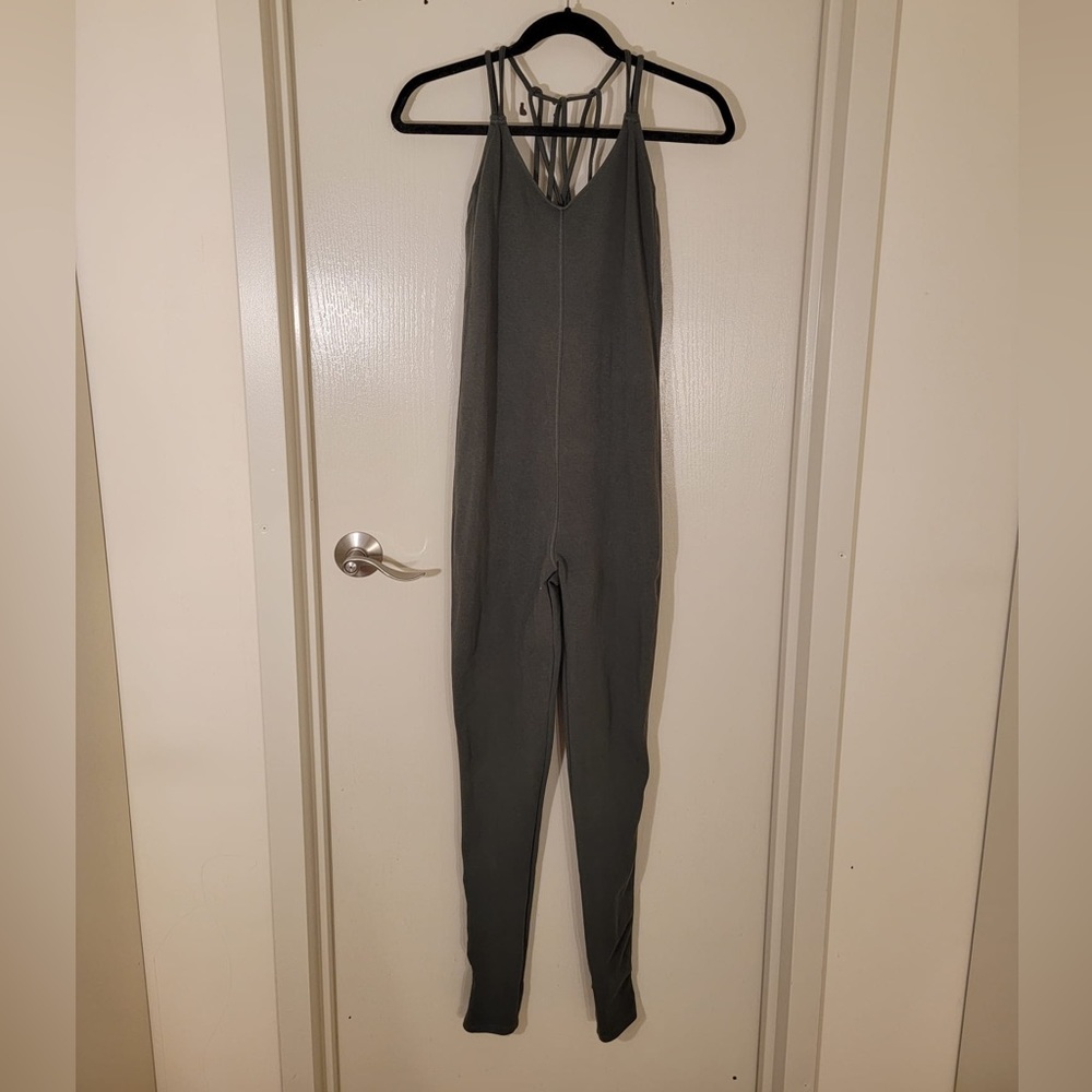 EUC (worn twice) FP Movement into the groove onzie
